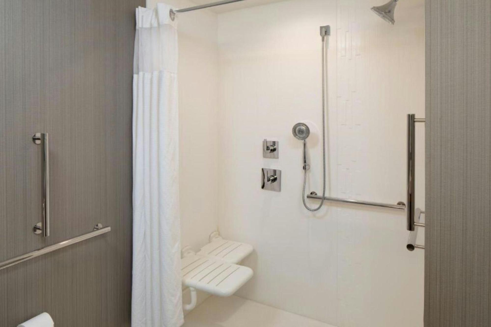 Hotel Courtyard By Marriott Detroit Farmington Farmington Hills Exterior foto