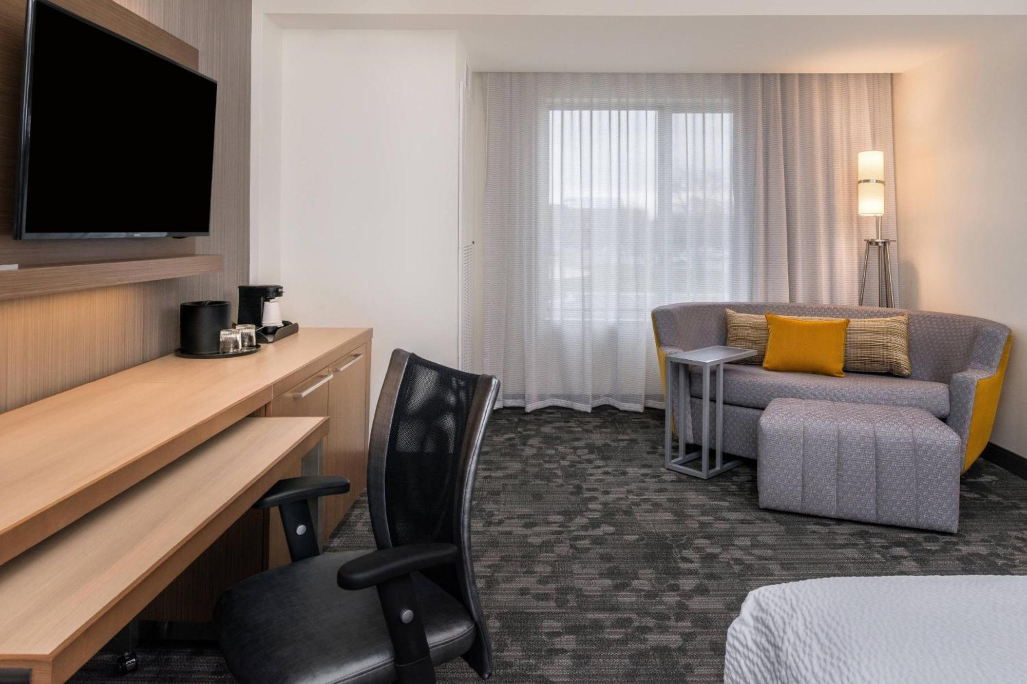 Hotel Courtyard By Marriott Detroit Farmington Farmington Hills Exterior foto